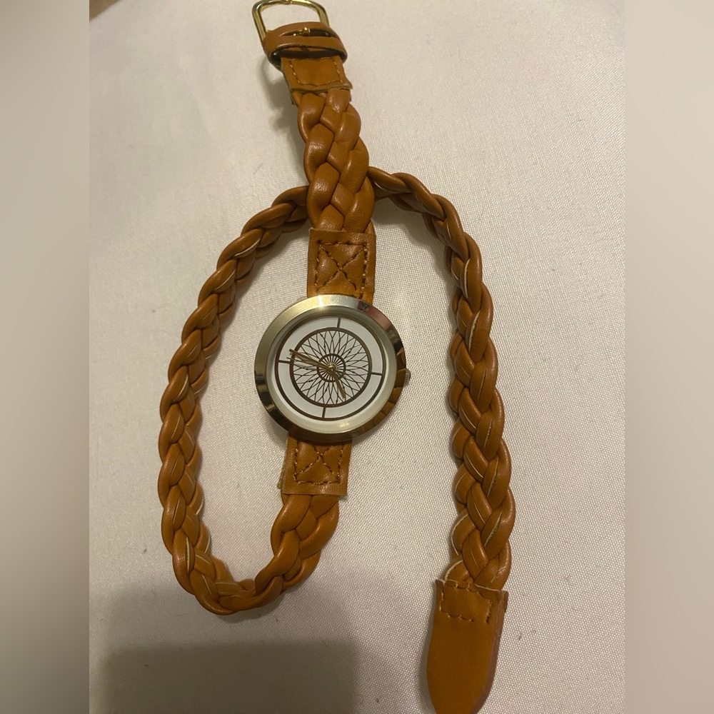 Wrap around watch